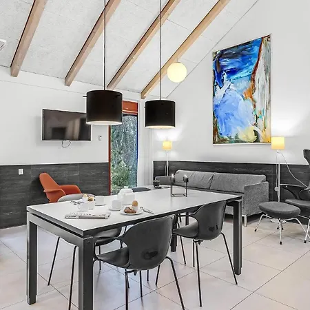 Beautiful In With Kitchen *